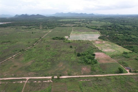 ขายที่ดินท่ายาง เขากระปุก 1,523 ไร่ หน้าติดถนนเส้น 6005 ใกล้แยกห้วยตะแปดและถ.เพชรเกษม 37 - 19 กม. จ.