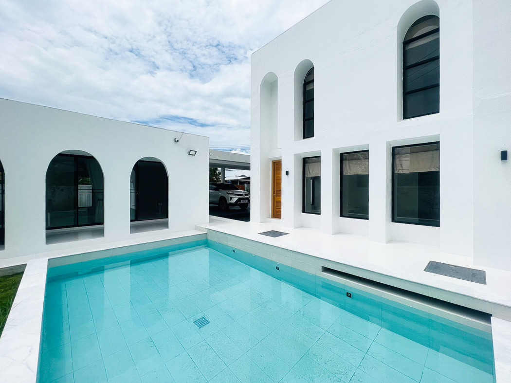 ขาย บ้านเดี่ยว Pool villa roman design หมู่บ้านเวิลด์คลับแลนด์ 520 ตรม. 174 ตร.วา ใกล้สนามบินเชียงให