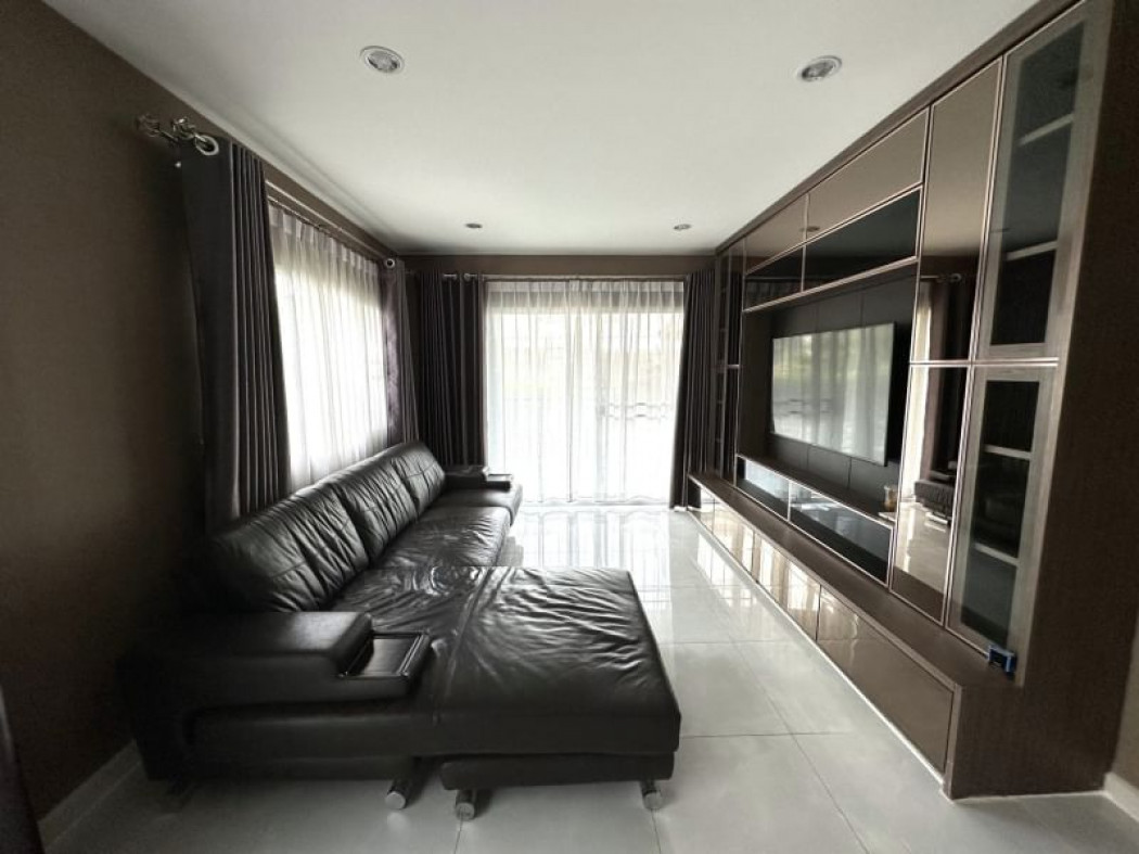 ให้เช่า บ้านเดี่ยว Passorn Prestiege Luxe Pattanakarn 140 ตรม. 42 ตร.วา Ready to move in